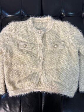 item listed by tofu__uu image 8 1  Women's Cream and White Cardigan